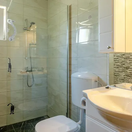 3609-5 For 3 Pers In Karbuni * Potirna