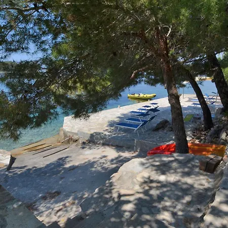 3609-5 For 3 Pers In Karbuni アパート Potirna