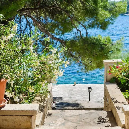 3609-5 For 3 Pers In Karbuni アパート *